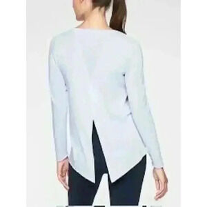 Athleta Blue Essence Semi Fit Long Sleeve Top Women’s Small